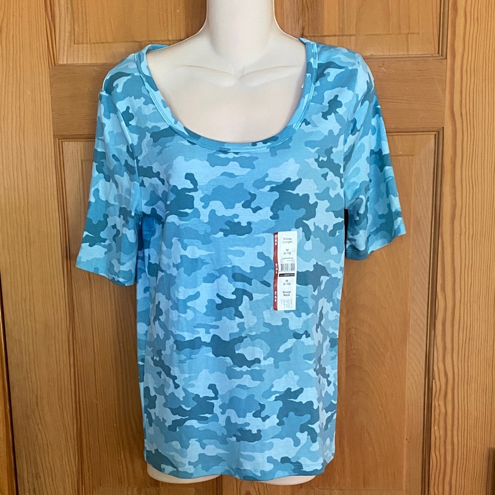 Time and Tru Blue Camouflage Short Sleeve Top